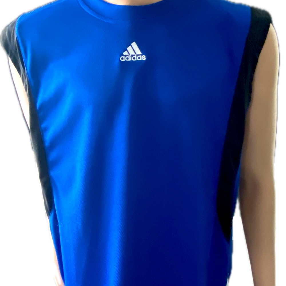 Mens Adidas sleeveless training shirt.